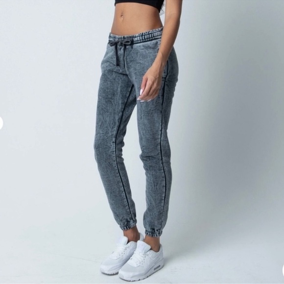 Talentless Acid Washed Sweatpants - Picture 1 of 5